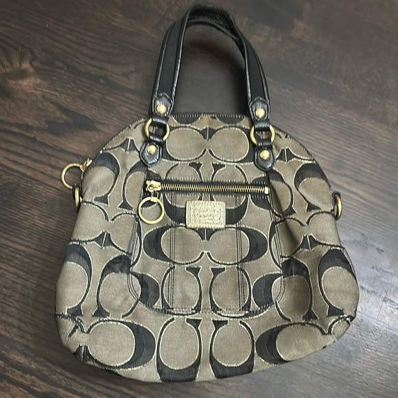 Coach Handbags - Coach poppy